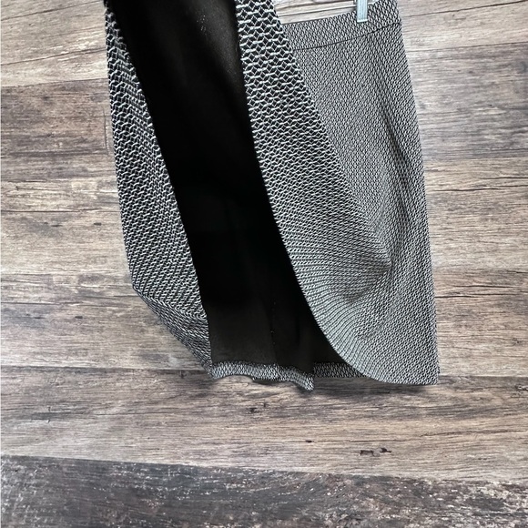 Ann Taylor Midi Black White A-Line Skirt Casual - Picture 5 of 7